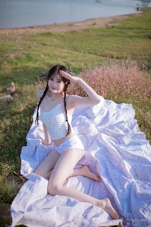 《丰满的女邻居》三级,丰满的继牳2理伦片 《丰满的女邻居》三级,丰满的继牳2理伦片